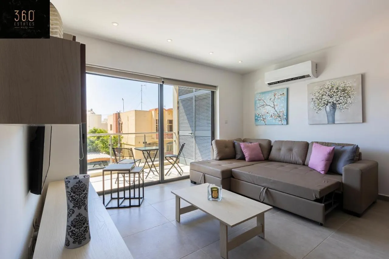 High-End Central Apt With Comfy Beds & Super Wifi By 360 Estates San Gwann 0*,  Malta