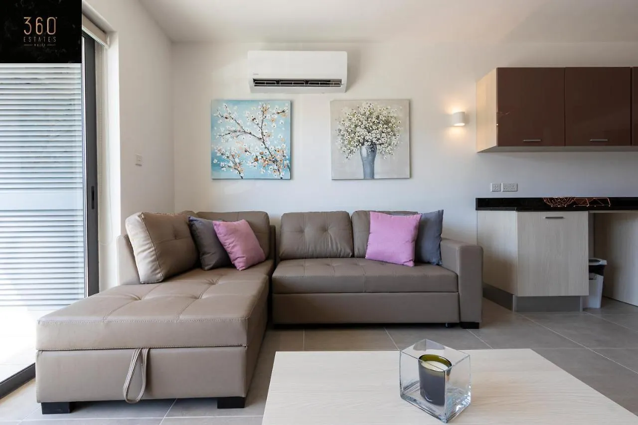 High-End Central Apt With Comfy Beds & Super Wifi By 360 Estates San Gwann Apartment